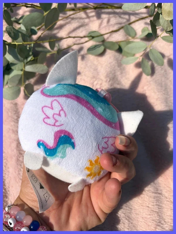 Plush unicorn keychain – photo 3